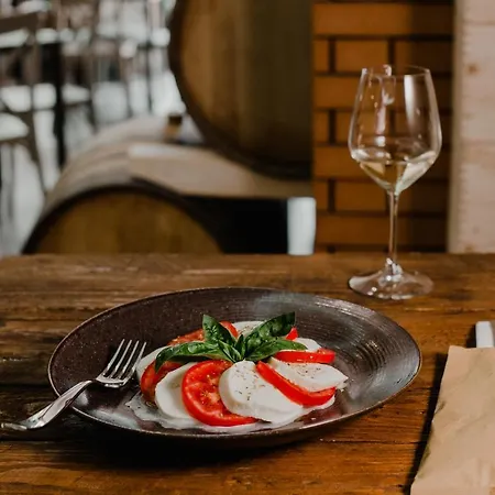& Winery Bosco De Medici فندق